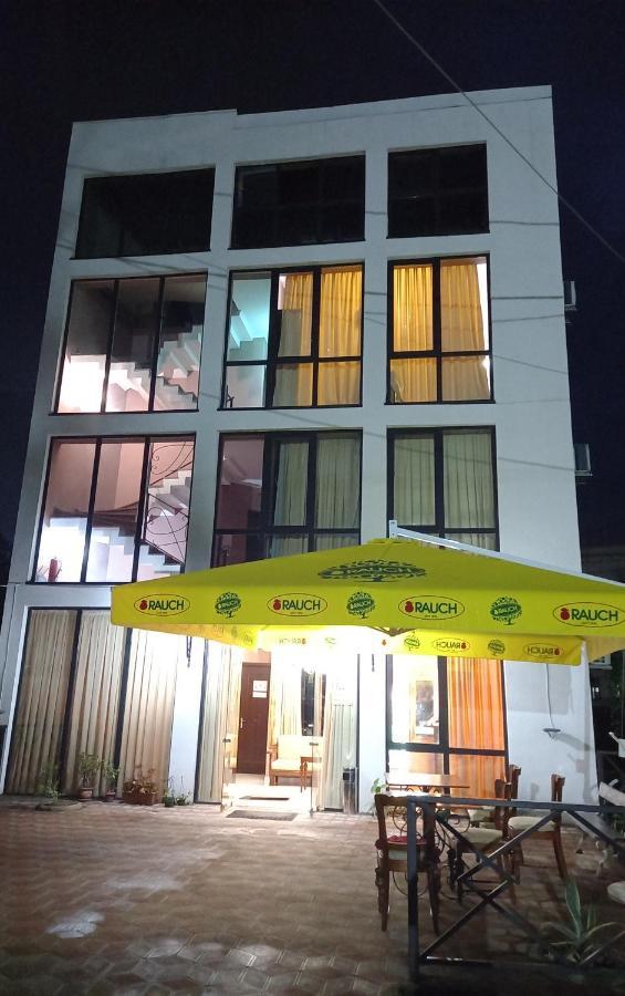 David Hotel Kutaisi Zewnętrze zdjęcie